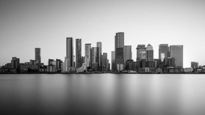 Ciudad/Destino

Paisaje urbano en blanco y negro de la ciudad. Impresionante arquitectura para Inmobiliare Summits LATAM, conferencia de real estate.