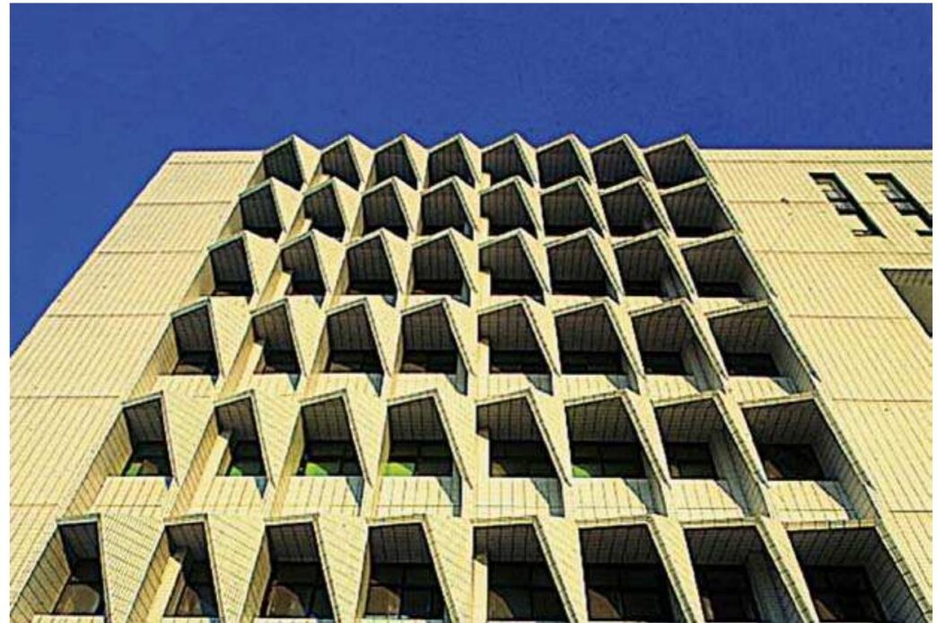 Venue/architecture.

Arquitectura singular en México, posible sede de Inmobiliare Summits. Diseño moderno y funcional para eventos de real estate en LATAM.