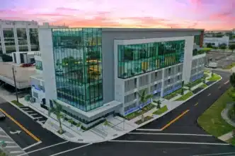 venue/architecture
Edificio moderno para Inmobiliare Summits, conferencia de real estate en LATAM. Arquitectura vanguardista en ciudad de México.