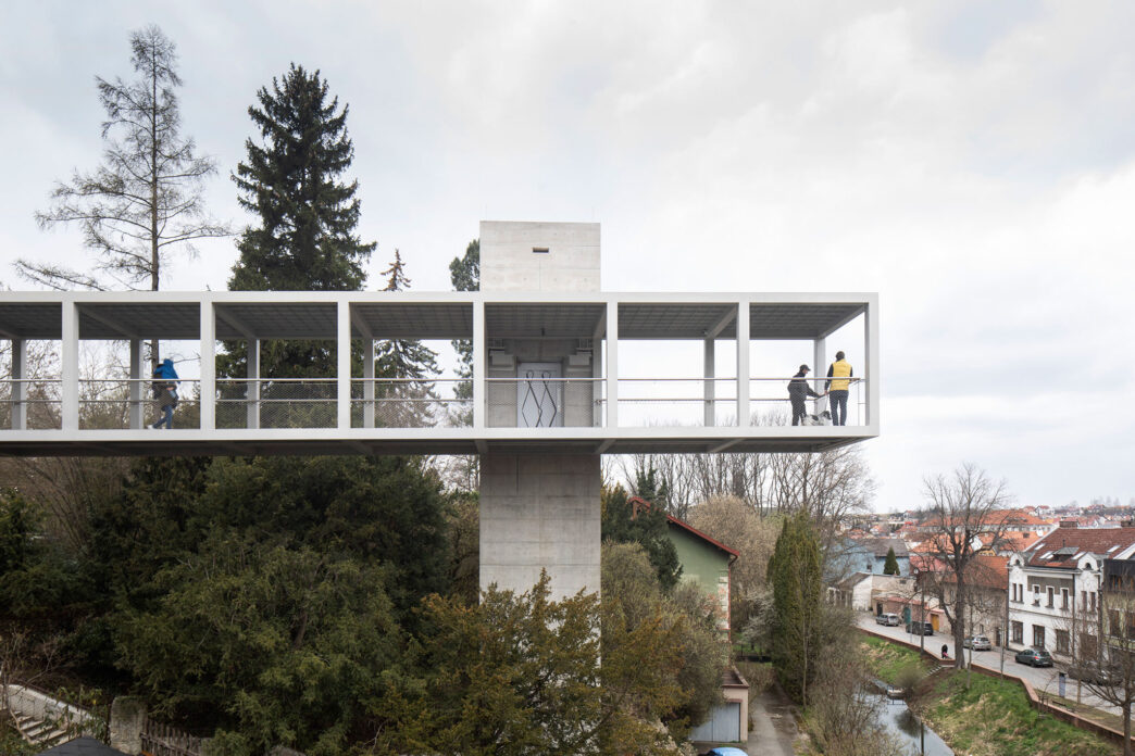 venue/architecture

Pasarela de Litomyšl, ganadora del Premio de Arquitectura Checa 2023. Diseño innovador en la ciudad, espacio público. Arquitectura.