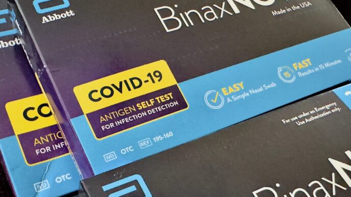 Cajas de prueba COVID-19 BinaxNOW para autoevaluación de antígenos, resultados rápidos en 15 minutos. Kit de detección fácil con hisopo nasal.