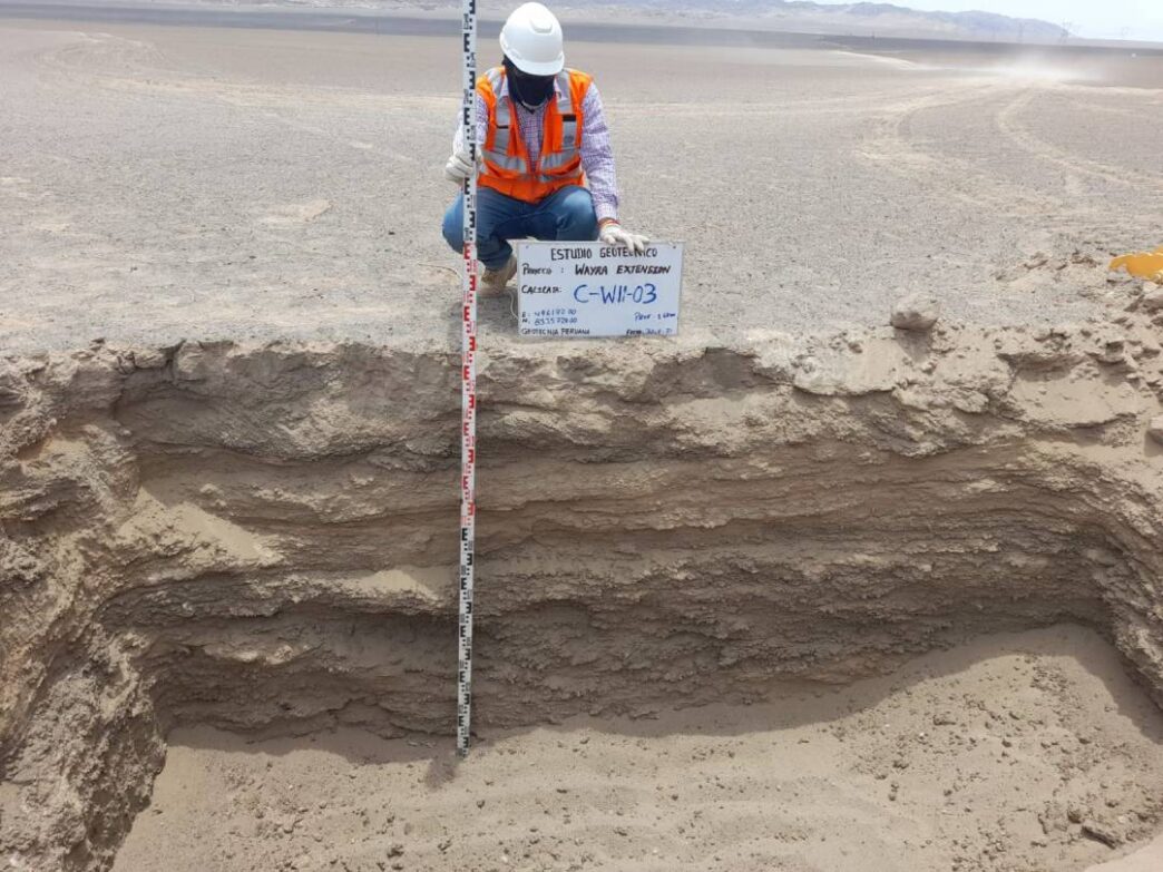 Venue/Architecture.

Inspección geotécnica en sitio de construcción. Estudio de suelo para proyecto Tren Maya. México, LATAM.