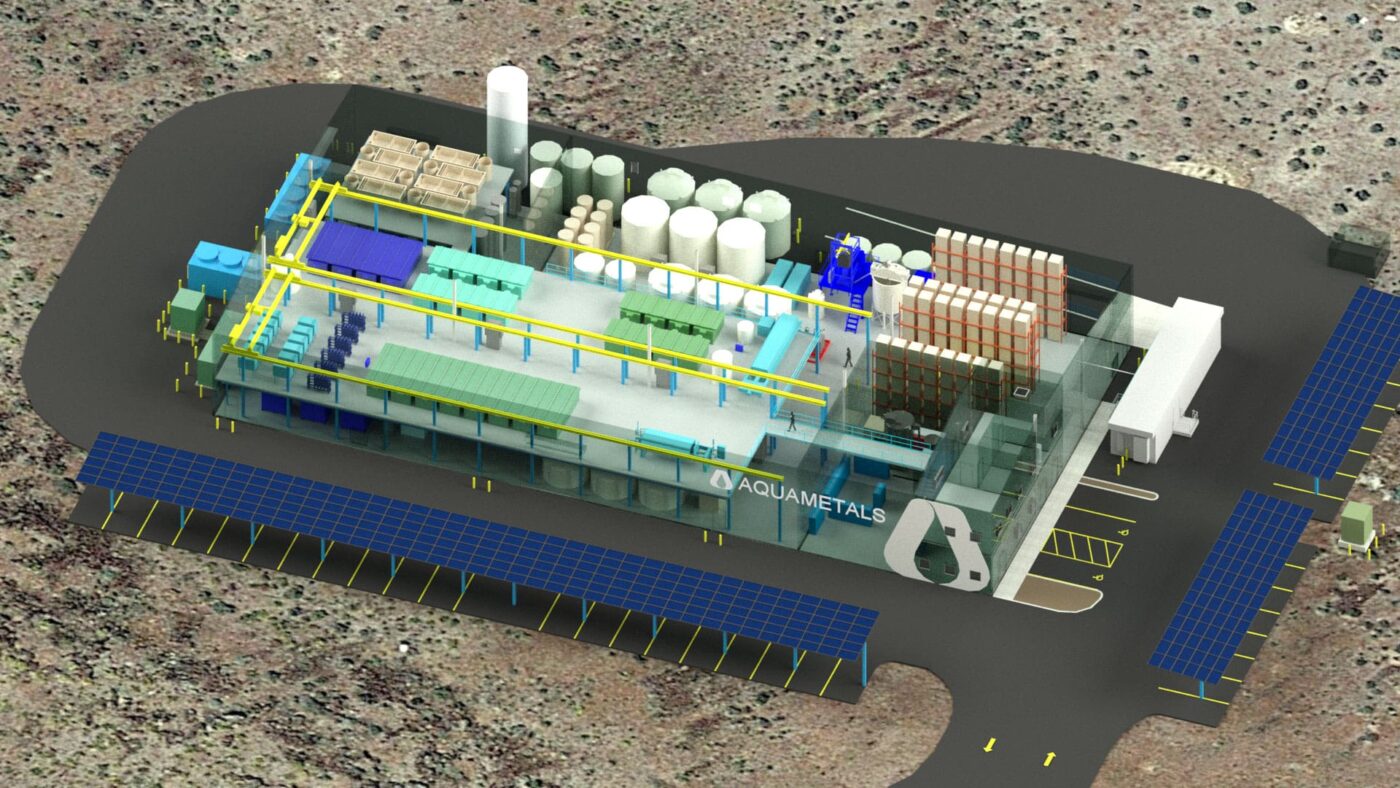 Vista aérea de una planta de reciclaje de baterías de Aquametals, clave en el Real Estate sostenible. Infraestructura moderna con paneles solares.
