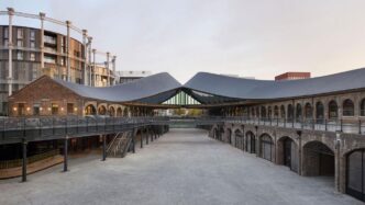 venue/architecture

Arquitectura del recinto sede de Inmobiliare Summits. Diseño innovador en la ciudad, ideal para conferencias de real estate en LATAM.