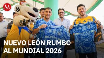 Sponsors/branding.

Samuel García presenta camisetas de Tigres UANL con jugadores. Nuevo León rumbo al Mundial 2026. Inmobiliare Summits México.