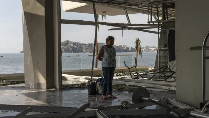 Afectaciones en Acapulco tras huracán Otis. Daños severos en venue de real estate. Inmobiliare Summits analiza impacto en sector hotelero.