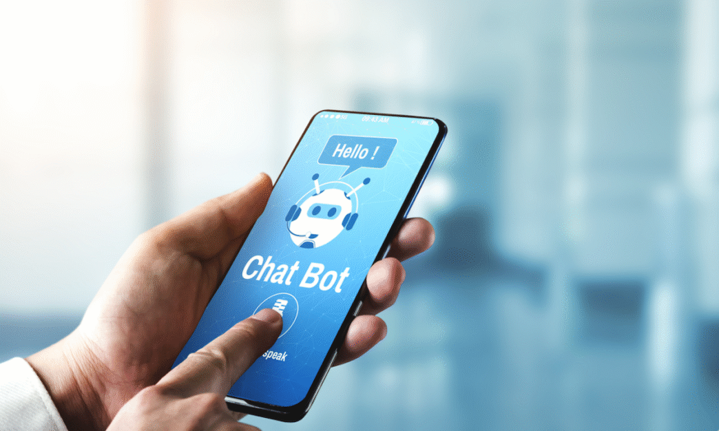 speakers/headshot

Chatbot en pantalla de móvil. Sector retail adapta experiencias hiperpersonalizadas con IA en Inmobiliare Summits México.