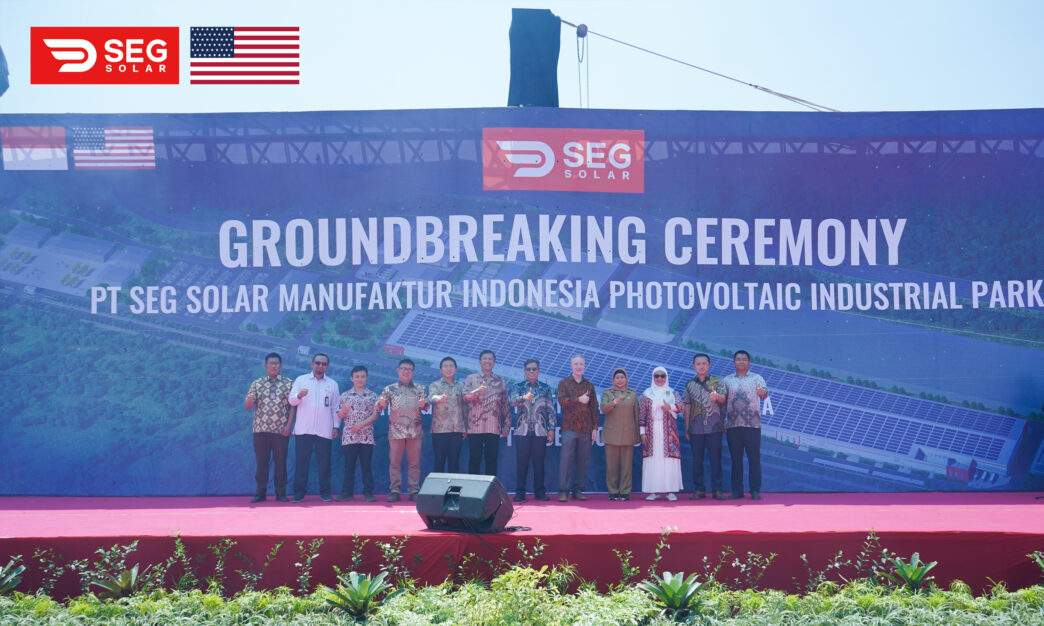 Sponsors/Branding

Ceremonia de inauguración de PT SEG Solar Manufactur Indonesia Photovoltaic Industrial Park. Marca SEG Solar.