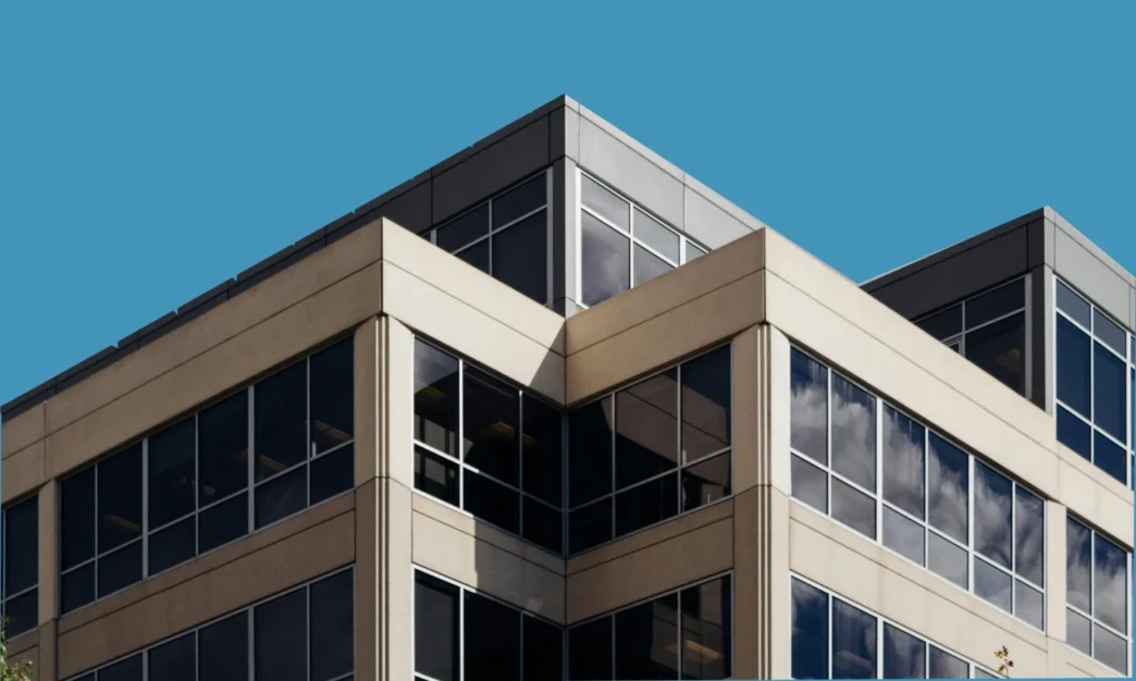 Venue/architecture

Edificio moderno con ventanales, posible sede de Inmobiliare Summits. Arquitectura real estate en ciudad de LATAM.