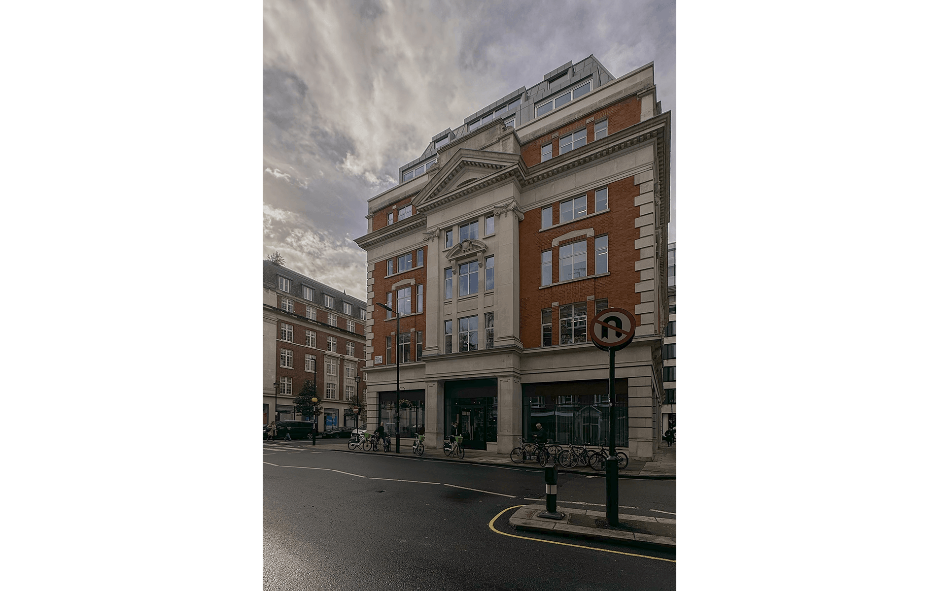 Edificio en Londres, nueva oficina de Sordo Madaleno Arquitectos. Arquitectura urbana en la ciudad, expansión internacional. Inmobiliare Summits.