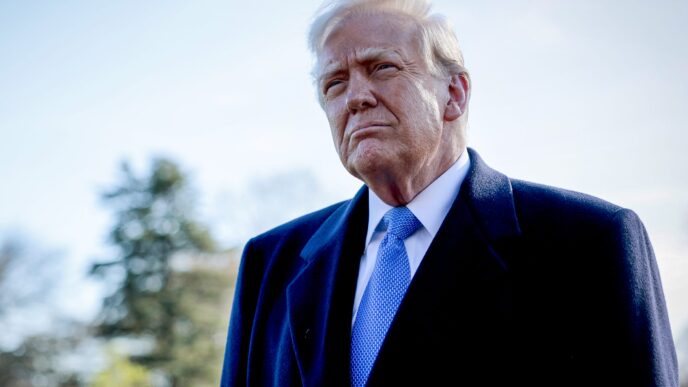 Speakers/headshot
Donald Trump, posible speaker en Inmobiliare Summits, analiza el panorama de real estate en México y LATAM. Su visión podría influir en la conferencia.