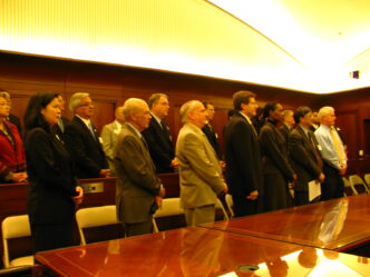 Venue/architecture

Asistentes en fila durante conferencia Inmobiliare Summits. Evento de real estate en México con panelistas y patrocinadores.