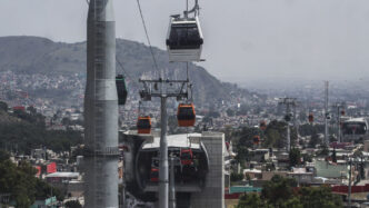 City/Destination
Teleférico moderno en la Ciudad de México. Innovación urbana y transporte público. Impulso al desarrollo inmobiliario y la conectividad en LATAM.