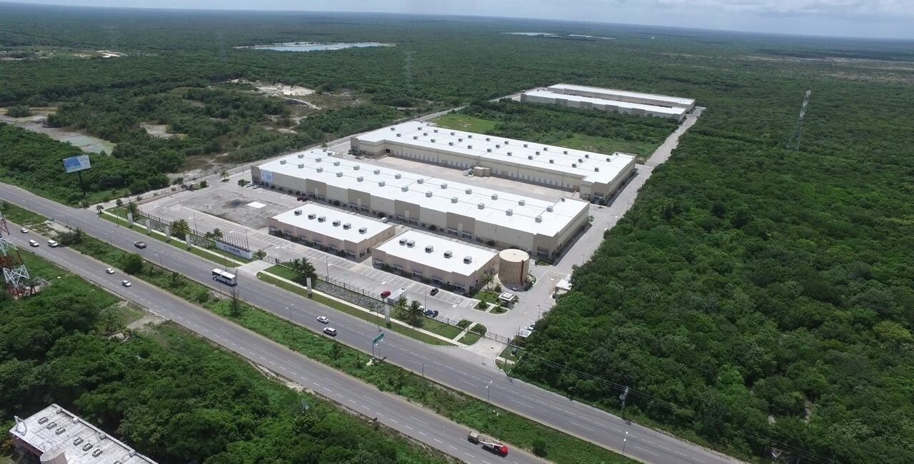 fibra-next-adquiere-calopark-cancun-inmobiliare