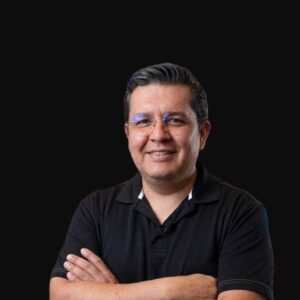 Emmanuel Salazar Aramburu